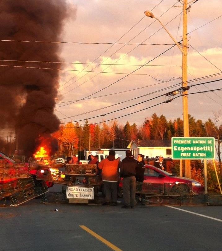 photo of yesterday's solidarity blockade at Esgenoopetitj